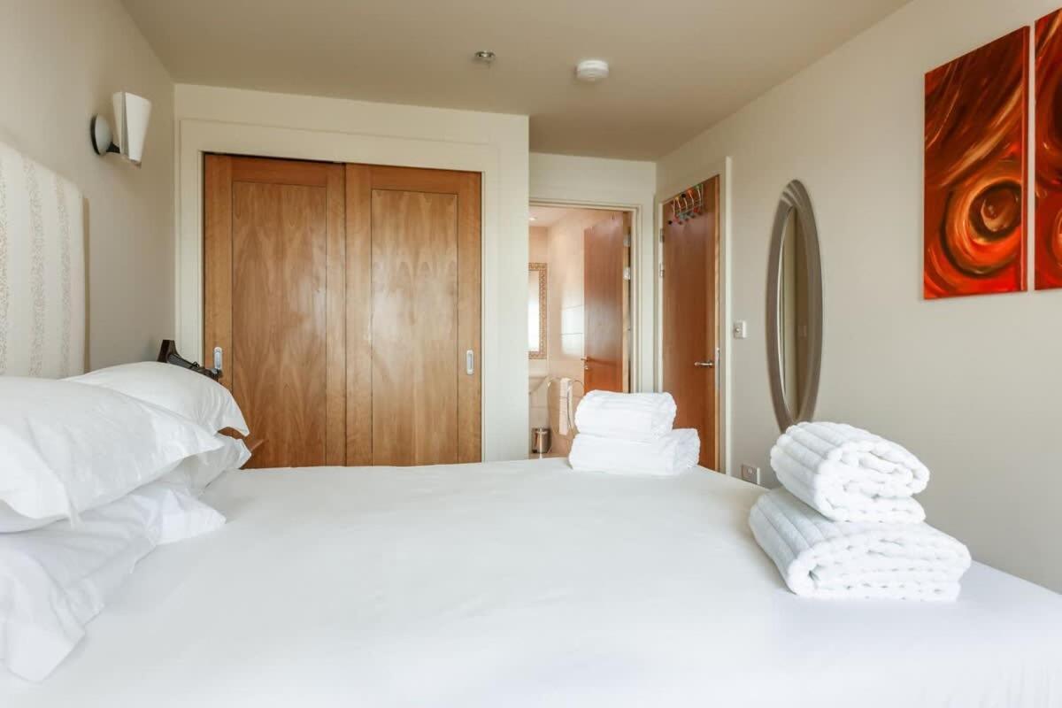 Crow'S Nest Villa Poole Ngoại thất bức ảnh