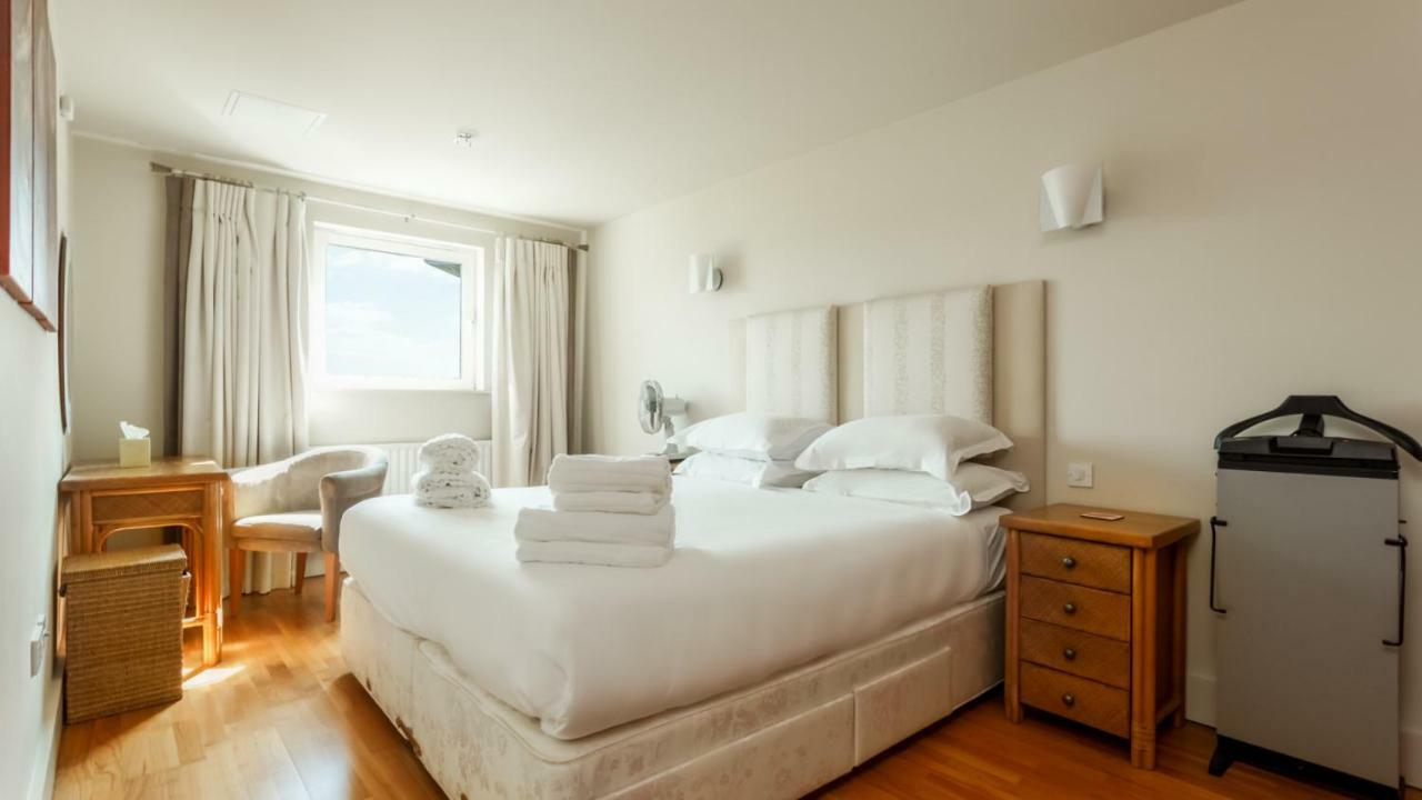 Crow'S Nest Villa Poole Ngoại thất bức ảnh