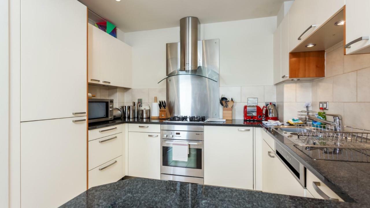 Crow'S Nest Villa Poole Ngoại thất bức ảnh