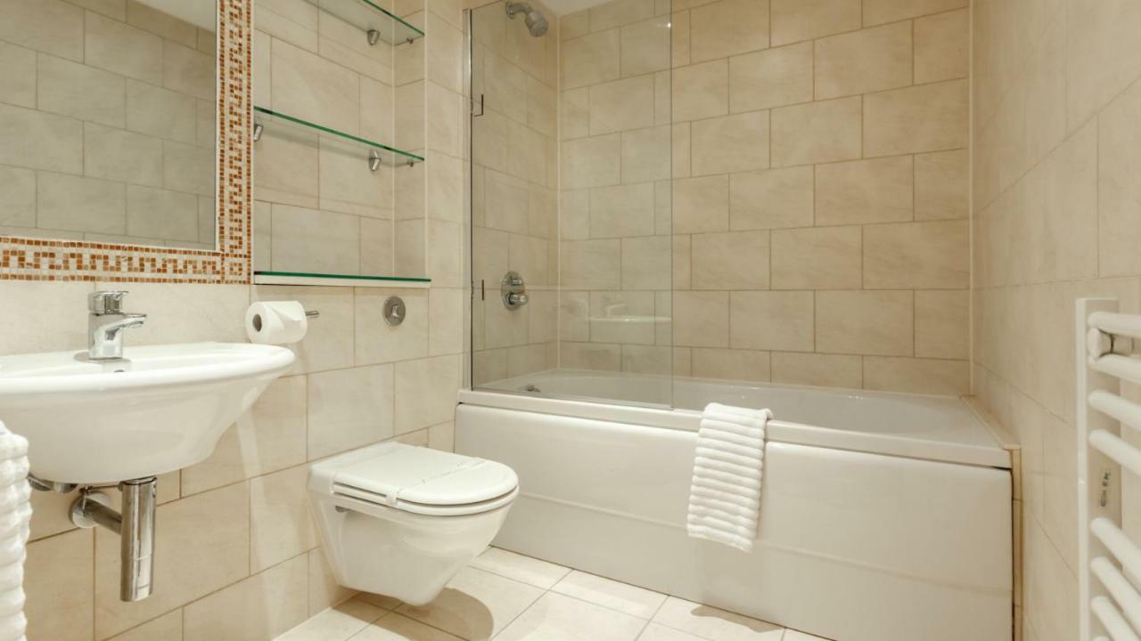 Crow'S Nest Villa Poole Ngoại thất bức ảnh